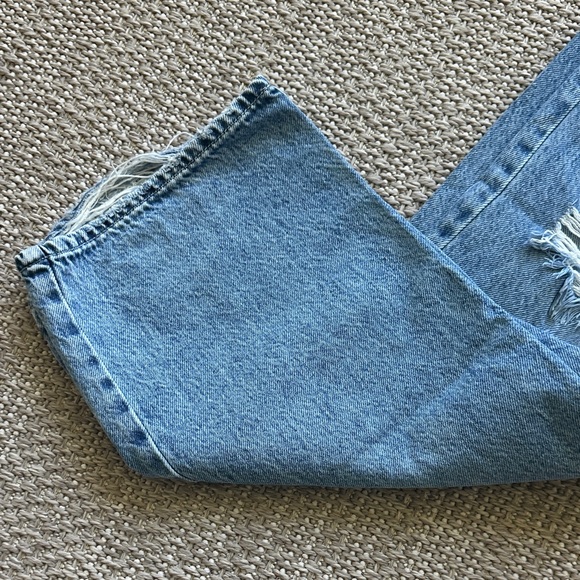 Distressed Blue Jeans - Picture 6 of 11